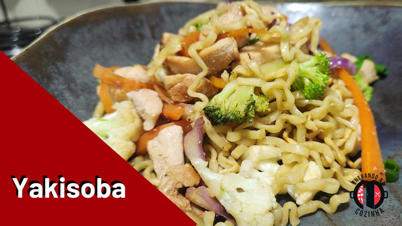 No momento você está vendo Yakisoba receita clássica