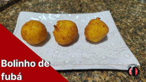 Leia mais sobre o artigo Bolinho de fubá – Chef Jefferson Rueda Casa do Porco